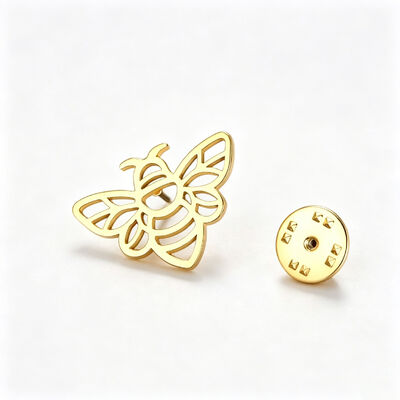 خرید پین‌های فلزی سفارشی یقه با مینای نرم/سخت و لوگوی شما برای لباس، کلاه، کیف و هدایای عمده. online manufacture