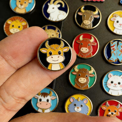 خرید برچسب تلفن فلزی سفارشی طراحی نماد منحصر به فرد سوغاتی معلق برای دکوراسیون تلفن همراه online manufacture