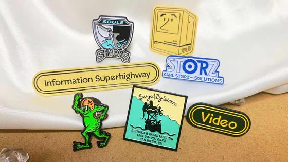 فلز 1.5 اینچ نرم لاپل لاپل نشان فلز سخت نشان فلز مخصوص