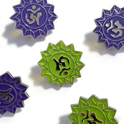 قیمت خوب Custom 2D/3D lapel pins feature customer specified sizes and custom color options for you. آنلاین